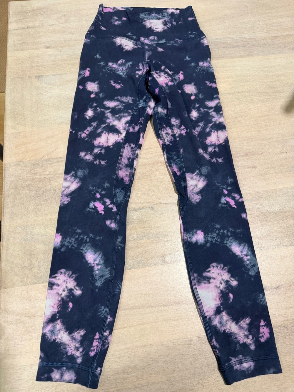 Lululemon bundle - Picture 3 of 7
